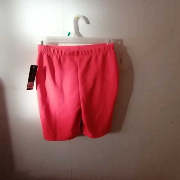 Short pants - Picture 2 of 2